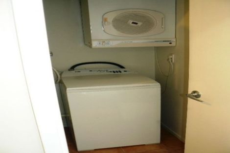 Photo of property in 7/372 Rosedale Road, Rosedale, Auckland, 0632