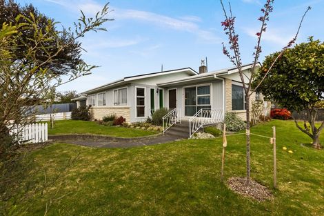 Photo of property in 2 Banff Place, Tamatea, Napier, 4112