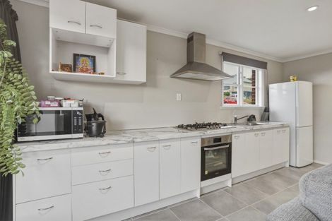 Photo of property in 10 Derby Street, Green Island, Dunedin, 9018
