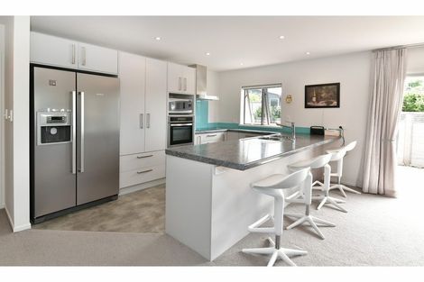 Photo of property in 8 Bayview Park Lane, Orewa, 0931