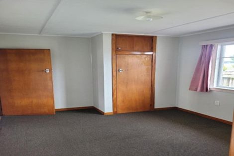 Photo of property in 7 Truby King Street, Merrilands, New Plymouth, 4312