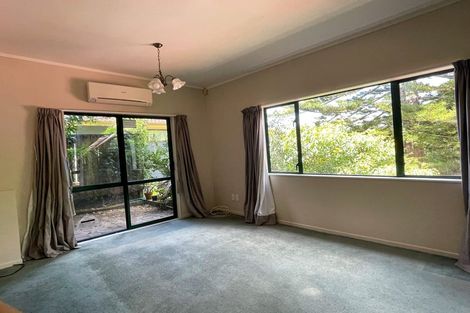 Photo of property in 223 Woodlands Park Road, Titirangi, Auckland, 0604