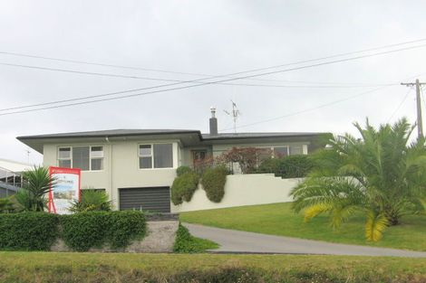 Photo of property in 66 Omokoroa Road, Omokoroa, 3114