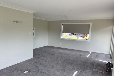 Photo of property in 1/15 Kayeleen Place, Cockle Bay, Auckland, 2014