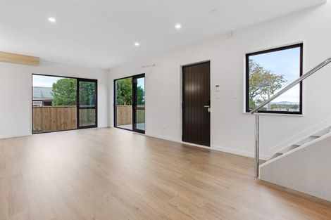 Photo of property in 11/196 Royal Road, Massey, Auckland, 0614