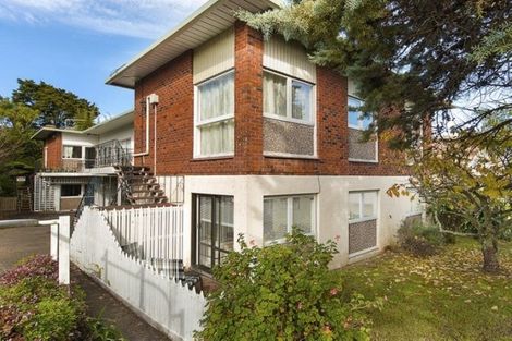 Photo of property in 1/16 Green Lane East, Remuera, Auckland, 1050
