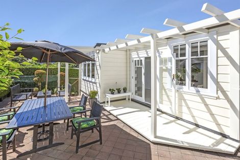 Photo of property in 2 Makererua Street, Ngaio, Wellington, 6035