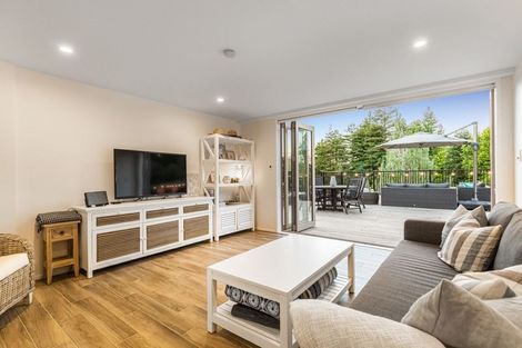 Photo of property in 135 Glenmore Road, Coatesville, Albany, 0793