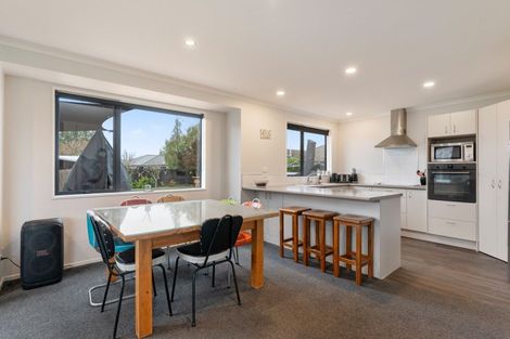 Photo of property in 3 Stanwood Grove, Darfield, 7510
