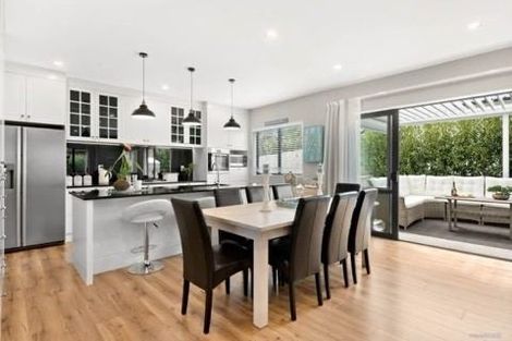 Photo of property in 11 Parkview Drive, Gulf Harbour, Whangaparaoa, 0930