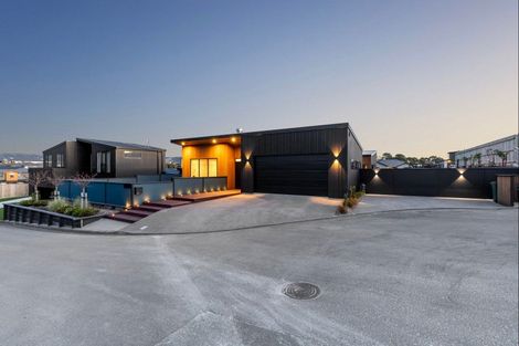 Photo of property in 7 Edenmore Terrace, Fitzherbert, Palmerston North, 4410