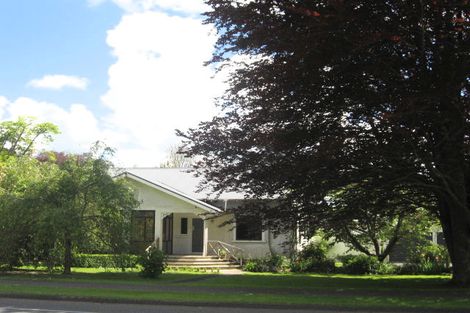 Photo of property in 60 Thornton Road, Cambridge, 3434