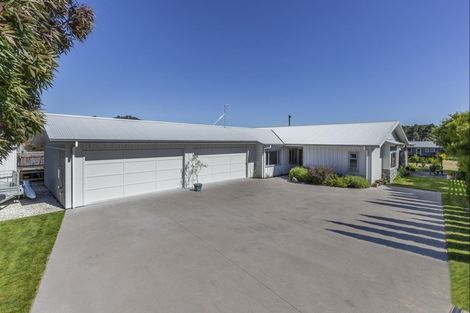 Photo of property in 128 Parekaawa Drive, Motuoapa, Turangi, 3382