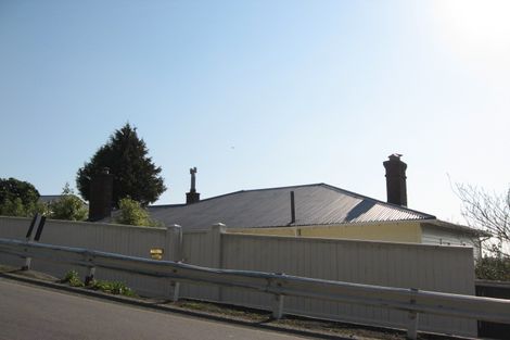 Photo of property in 8 Dyers Pass Road, Cashmere, Christchurch, 8022