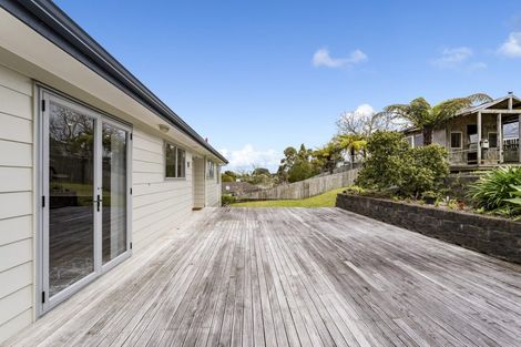 Photo of property in 37 Clyma Place, Massey, Auckland, 0614