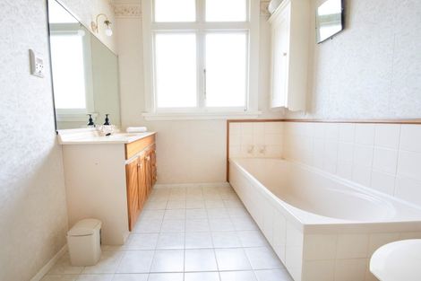 Photo of property in 44 Kennedy Road, Napier South, Napier, 4110