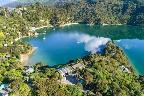 Photo of property in 2067 Kenepuru Road, Te Mahia, Picton, 7282