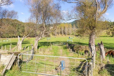 Photo of property in 84 Derham Road, Te Horo, Otaki, 5581