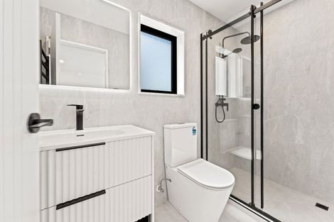 Photo of property in 2/44 Drake Street, Howick, Auckland, 2014