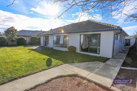Photo of property in 79 Coolspring Way, Redwood, Christchurch, 8051