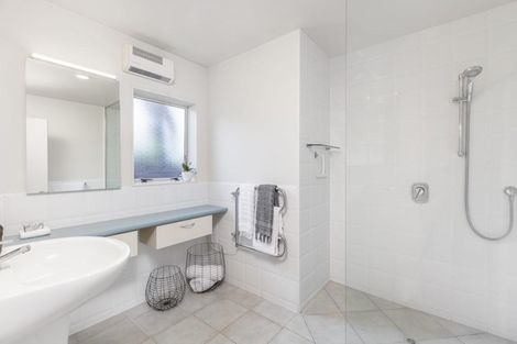 Photo of property in 26 Aotea Road, Glen Eden, Auckland, 0602