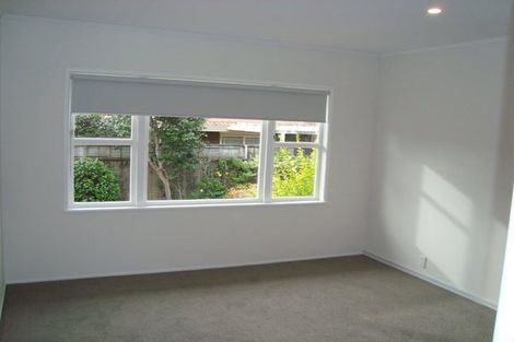 Photo of property in 4/8 Tawera Road, Greenlane, Auckland, 1051
