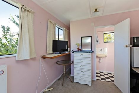 Photo of property in 4 Nash Street, Marewa, Napier, 4110