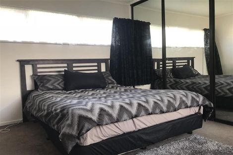 Photo of property in 24 Clayton Road, Manurewa, Auckland, 2102