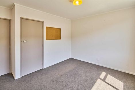 Photo of property in 17 Rembrandt Avenue, Tawa, Wellington, 5028