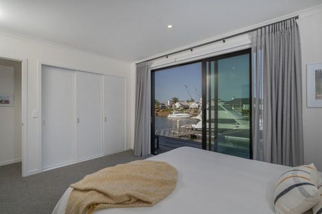 Photo of property in 35 Awatea Drive, Whitianga, 3510