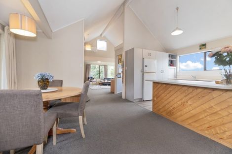 Photo of property in 4 Cyclarama Crescent, Massey, Auckland, 0614