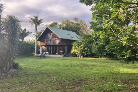 Photo of property in 166a Rimmer Road, Helensville, 0875