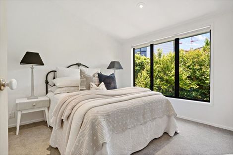 Photo of property in 1/33 Argo Drive, Half Moon Bay, Auckland, 2012