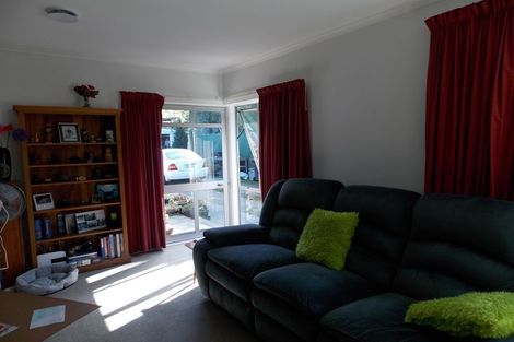 Photo of property in 10a Avenue Road, West End, Timaru, 7910