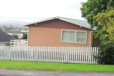Photo of property in 47 Moffat Road, Red Beach, 0932