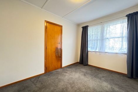 Photo of property in 16 Beazley Avenue, Paparangi, Wellington, 6037