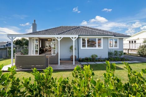 Photo of property in 27 Richmond Street, Cambridge, 3434