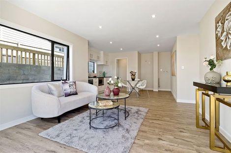 Photo of property in 7 Eric Gifford Drive, Ranui, Auckland, 0612