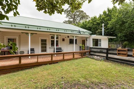Photo of property in 2 Windsor Road, Waipawa, 4210
