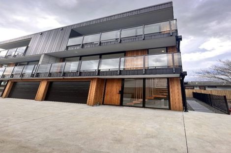 Photo of property in 2/6 Princes Street, Northcote Point, Auckland, 0627