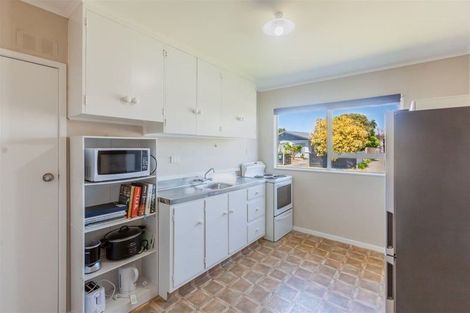 Photo of property in 16 Guildford Street, Tamatea, Napier, 4112