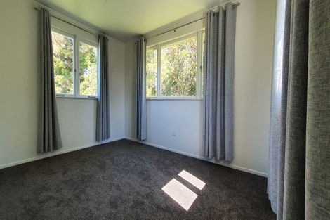 Photo of property in 82 Dundale Avenue, Blockhouse Bay, Auckland, 0600