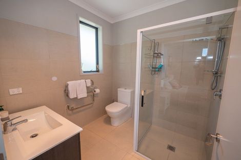 Photo of property in 31 Eagles Way, Cable Bay, 0420