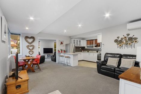 Photo of property in 143 Queenspark Drive, Parklands, Christchurch, 8083