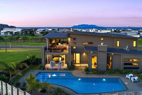 Photo of property in 72 Mangatawhiri Road, Omaha, Warkworth, 0986