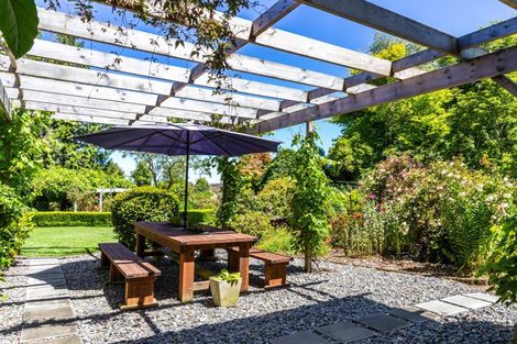 Photo of property in 52 Whakaroa Road, Kinloch, Taupo, 3385
