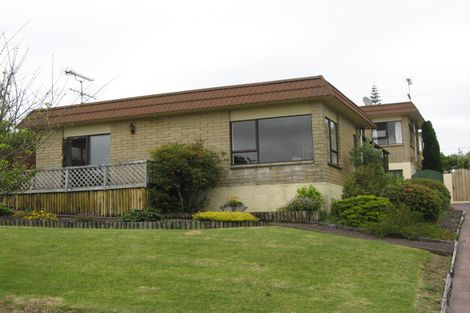 Photo of property in 1/4 Rakino Avenue, Manly, Whangaparaoa, 0930