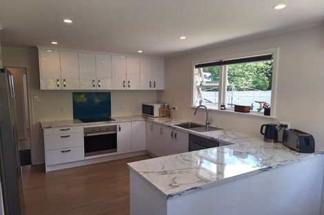 Photo of property in 25 Mary Crescent, Elderslea, Upper Hutt, 5018