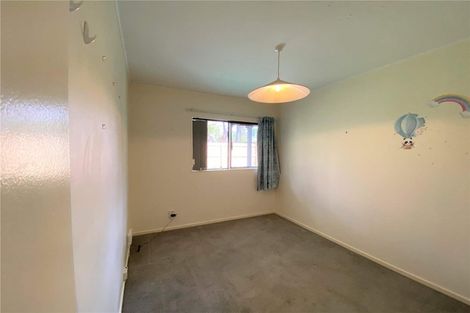 Photo of property in 1/39 Sunnynook Road, Forrest Hill, Auckland, 0620