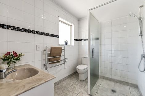 Photo of property in 23 Dixon Road, Fitzroy, Hamilton, 3206